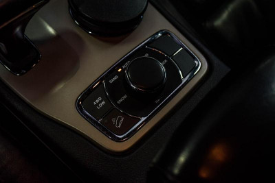 Jeep Grand Cherokee 3.6 AT (286 л. с.)