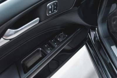 Ford Mondeo 2.0 AT (240 л.с.)