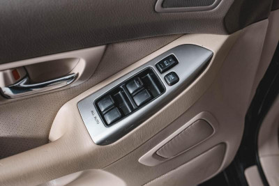 Toyota Land Cruiser Prado 4.0 AT (249 л.с.) 4WD