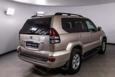Toyota Land Cruiser Prado 4.0 AT (249 л.с.) 4WD