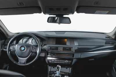 BMW 5 серия 528i AT (245 л. с.)