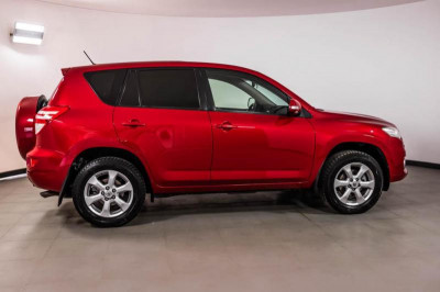 Toyota RAV4 2.0 CVT AWD (148 л. с.)