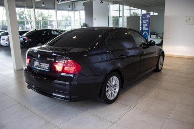 BMW 3 серия 320i AT (156 л.с.)