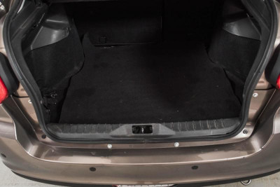 LADA Новая Granta лифтбэк 1.6 8кл MT (87 л. с.) Comfort