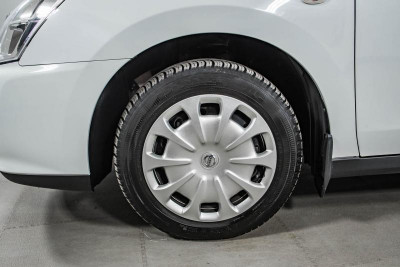 Nissan Almera 1.6 MT (102 л. с.) Comfort A/C