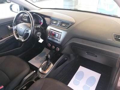 Kia Rio 1.6 AT (123 л. с.) Comfort Аудио
