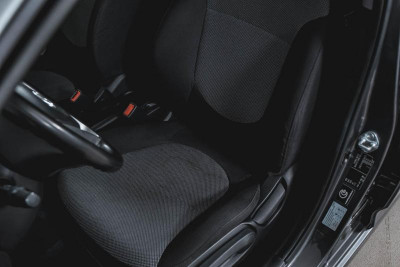 Hyundai Solaris 1.4 MT (107 л. с.)