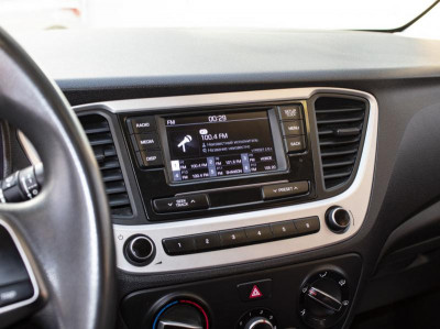 Hyundai Solaris 1.4 AT (100 л.с.)