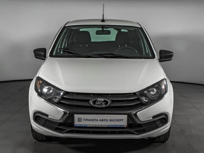 LADA Новая Granta хетчбэк 1.6 MT 8кл (87 л. с.)