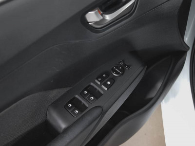 Hyundai Solaris 1.6 AT (123 л.с.)