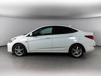 Hyundai Solaris 1.4 AT (107 л. с.)