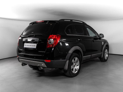 Chevrolet Captiva 2.4 LPG MT 7 мест (136 л. с.)