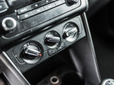 Volkswagen Polo 1.6 MT (105 л. с.)