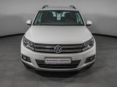 Volkswagen Tiguan 1.4 TSI BlueMotion MT (122 л. с.)