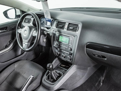 Volkswagen Jetta 1.4 TSI MT (122 л. с.)