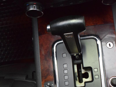 Volkswagen Touareg 2.5 TDI Tiptronic (174 л. с.)