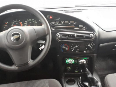 Chevrolet niva Niva 1.7 MT (79,6 л. с.)