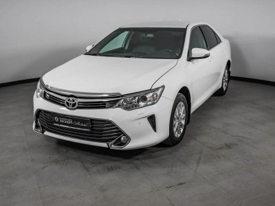 Toyota Camry 2.5 AT (181 л. с.)