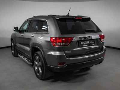 Jeep GRAND CHEROKEE 3.6 AT (286 л. с.)