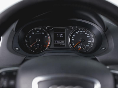 Audi Q3 2.0 TFSI quattro MT (170 л. с.)