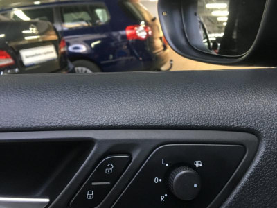 Volkswagen Jetta 1.4 TSI DSG (122 л. с.)