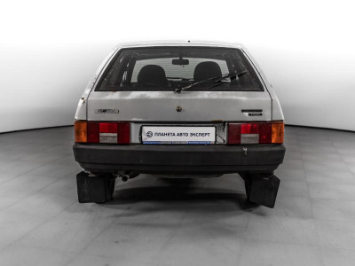 LADA 2109 21093i MT (72 л.с.)