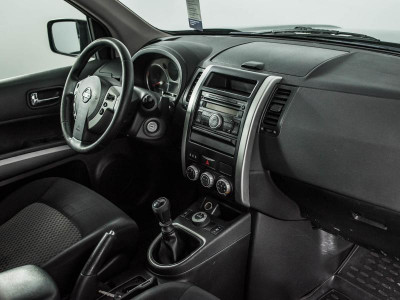 Nissan X-Trail 2.0 MT (141 л. с.)