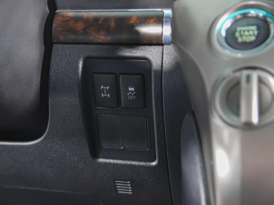 Toyota Land Cruiser 4.5 TD 4WD AT (235 л. с.)