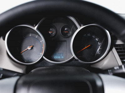 Chevrolet Cruze 1.6 MT (113 л.с.)