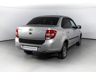 LADA Granta седан 1.6 AT 16кл (98 л. с.)