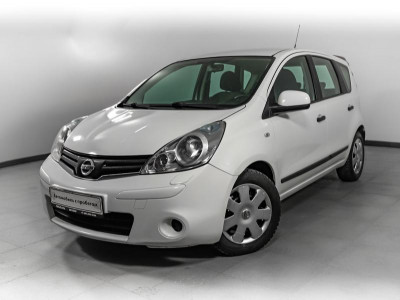 Nissan Note 1.6 AT (110 л. с.)