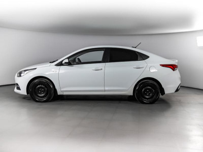Hyundai Solaris 1.4 AT (100 л.с.)