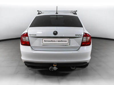 ŠKODA Rapid 1.6 MT (90 л. с.)