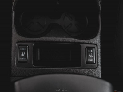 Nissan Qashqai 2.0 CVT (144 л. с.)