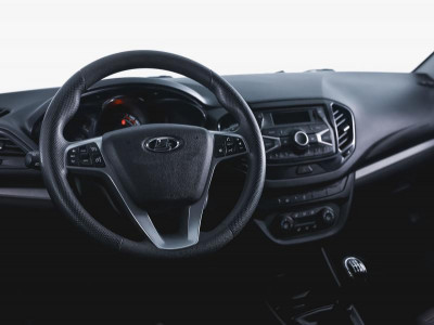 LADA Vesta SW 1.6 MT (106 л.с.)