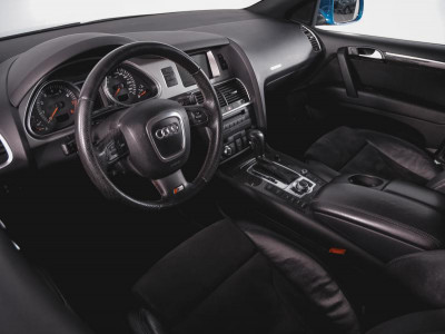Audi Q7 4.2 AT (350 л.с.) 4WD