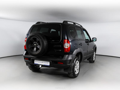 Chevrolet niva Niva 1.7 MT (79,6 л. с.)