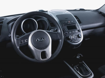 Kia Soul 1.6 AT (129 л. с.)