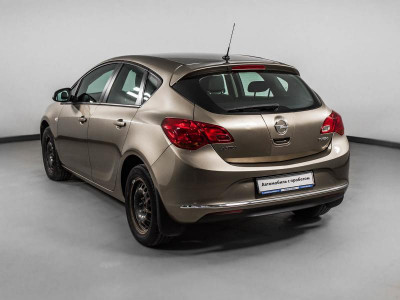 Opel Astra GTC 1.4 Turbo AT (140 л. с.)