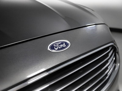 Ford Mondeo 2.0 EcoBoost AT (199 л. с.)