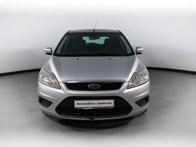 Ford Focus 1.6 MT (101 л. с.)