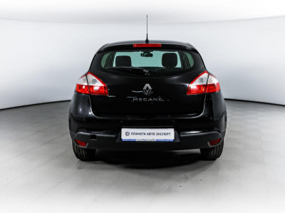 Renault Megane 1.6 AT (106 л. с.)
