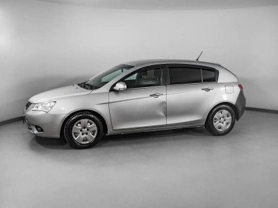 Geely Emgrand EC7 1.8 MT (126 л. с.)