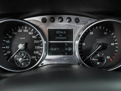 Mercedes-Benz R-класс R 320 CDI 4MATIC 7G-Tronic (224 л. с.)