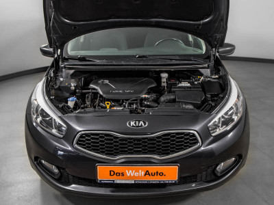 Kia Ceed 1.6 MT (129 л. с.)
