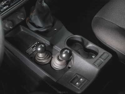 LADA 4x4 3 дв. 1.7 MT 8 кл. (Евро-4) (83 л. с.)
