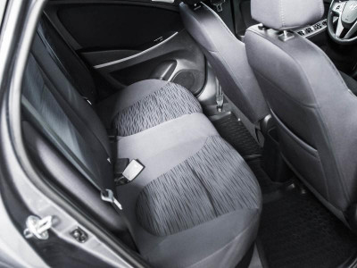 Hyundai Solaris 1.4 AT (107 л. с.)