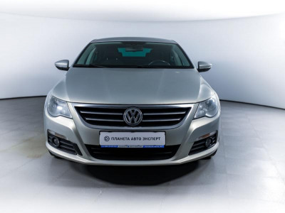 Volkswagen Passat CC 2.0 TDI MT (140 л. с.)
