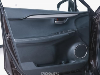 Lexus NX 200 2.0 CVT (151 л.с.) 4WD