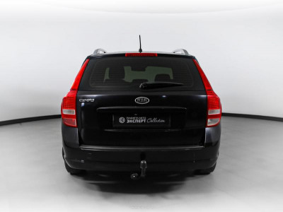 Kia Ceed 1.6 MT (122 л. с.)